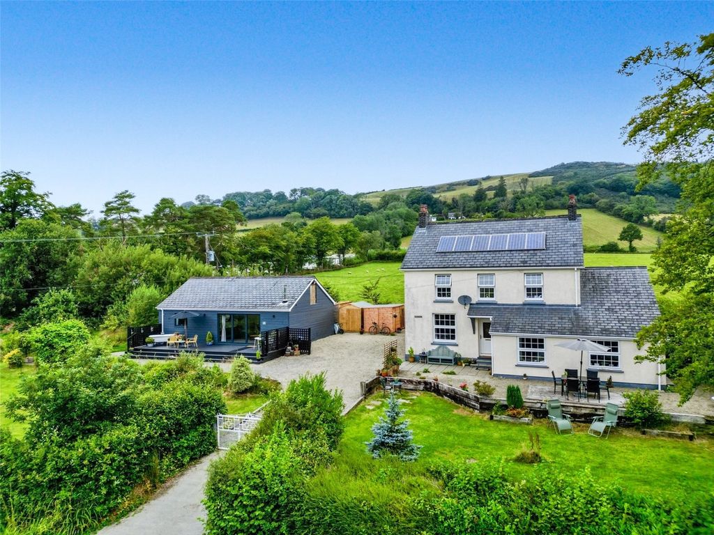 Property photo 1 of 31 Picture No. 37