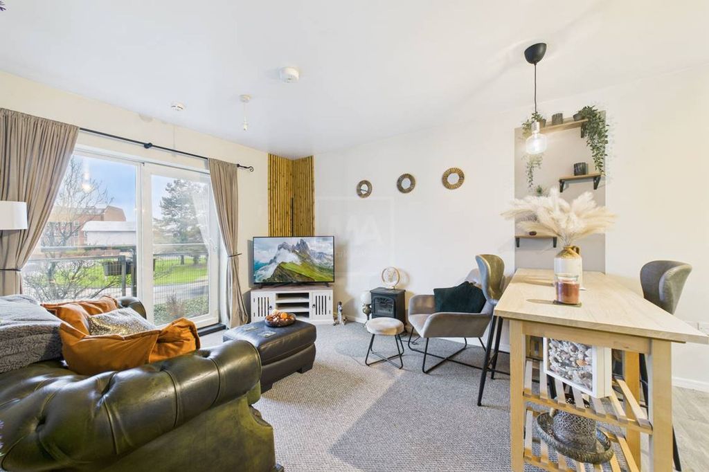 Property photo 2 of 6 Living Room