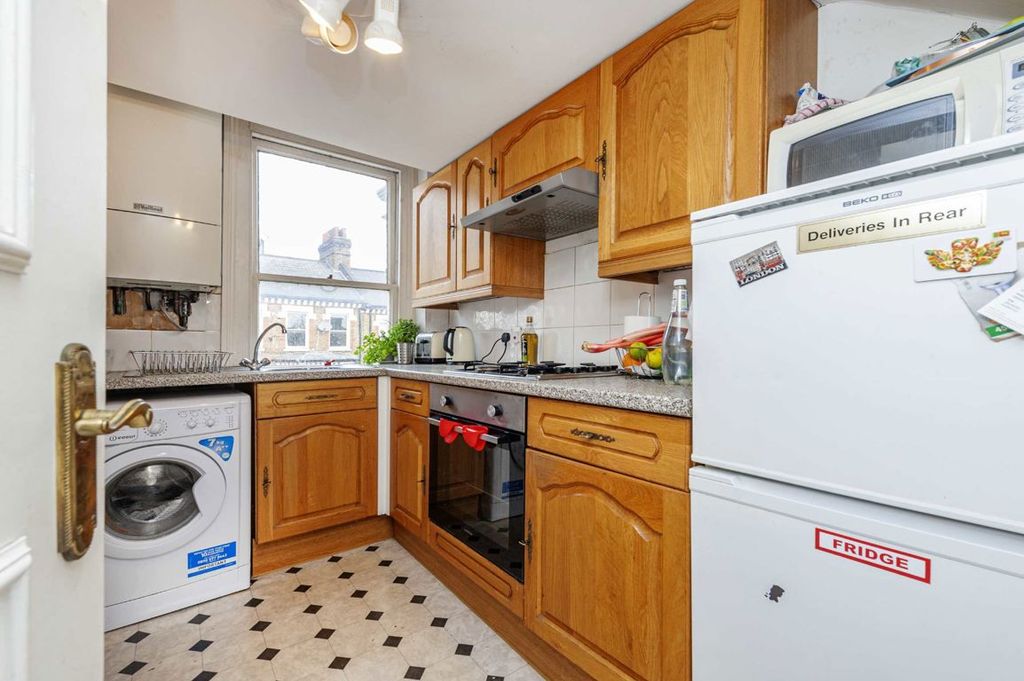 Property photo 3 of 7