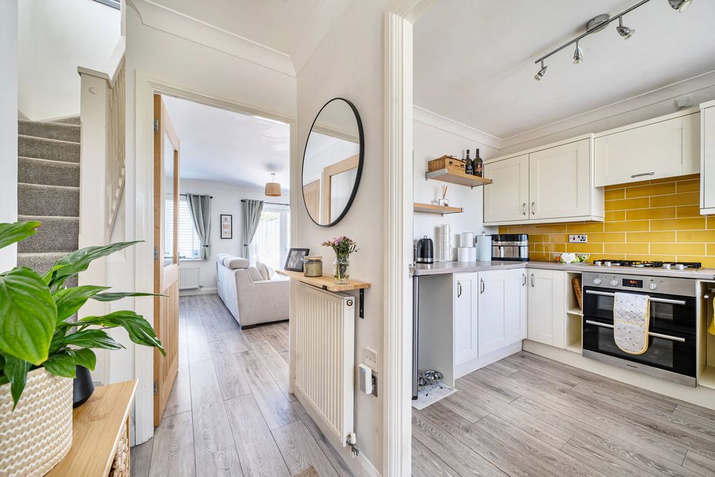 Property photo 3 of 20