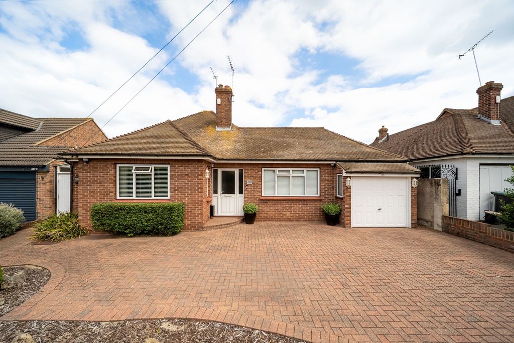 Property photo 1 of 15 3763892