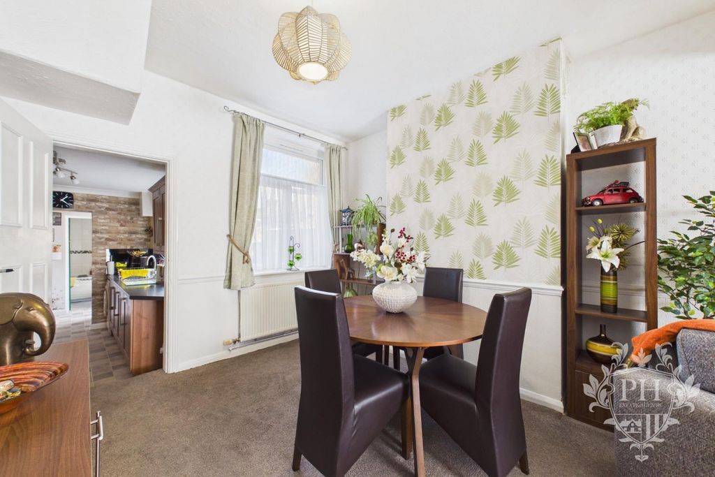Property photo 3 of 11 B3Ad5d7942E445F69838Bc255B0929A6_100_Cam02002G0-Pr
