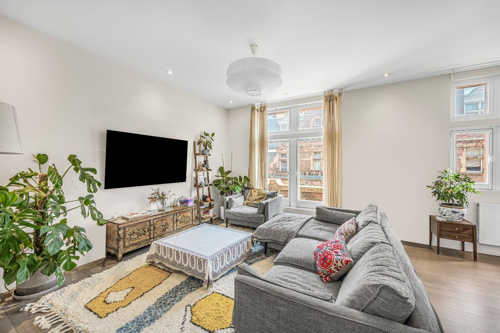 Property photo 2 of 16 Picture No. 13