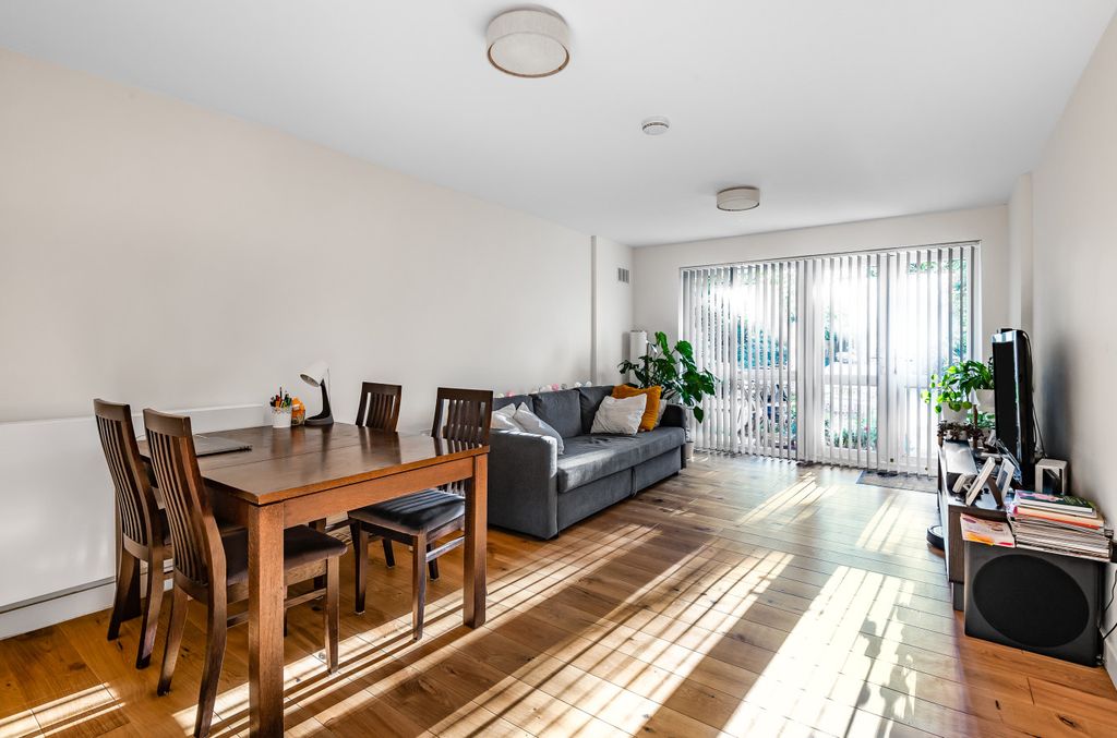 Property photo 1 of 8 786583 (3).Jpg