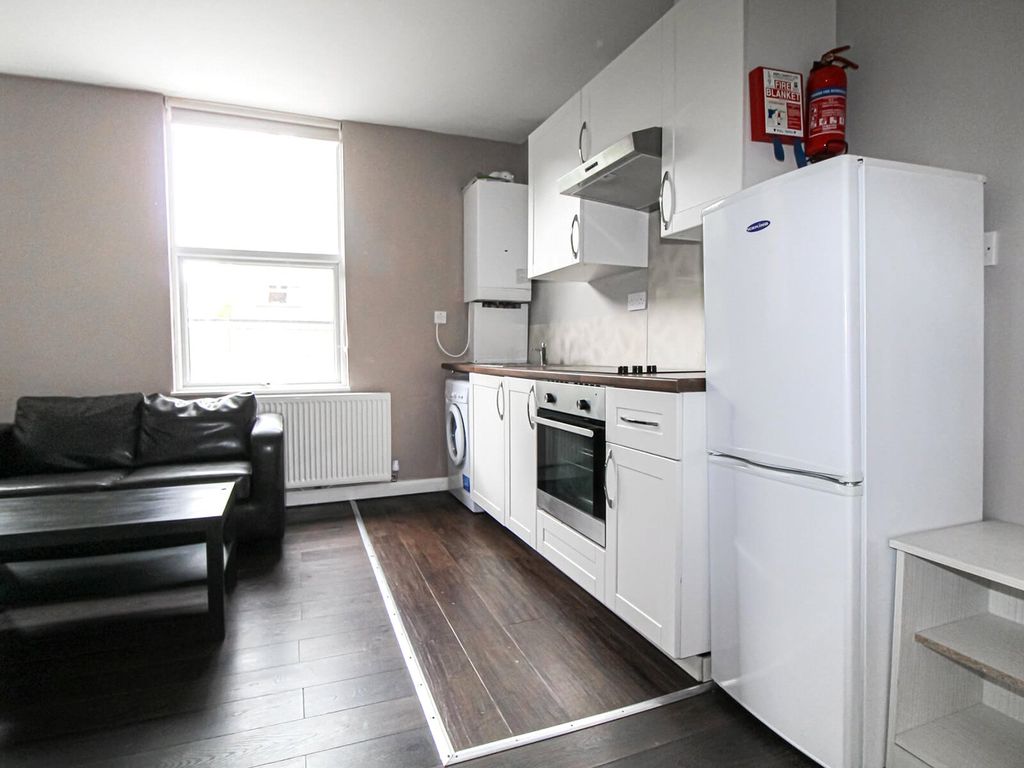 Property photo 2 of 6