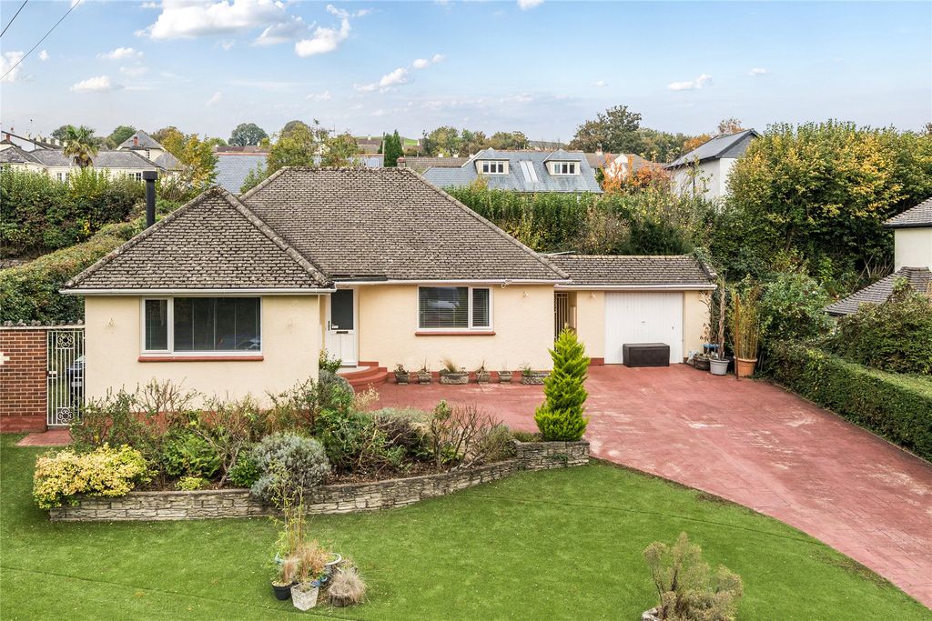 Property photo 1 of 8 Front Elevation