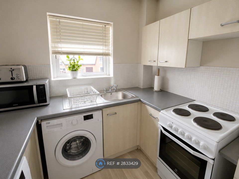 Property photo 3 of 6