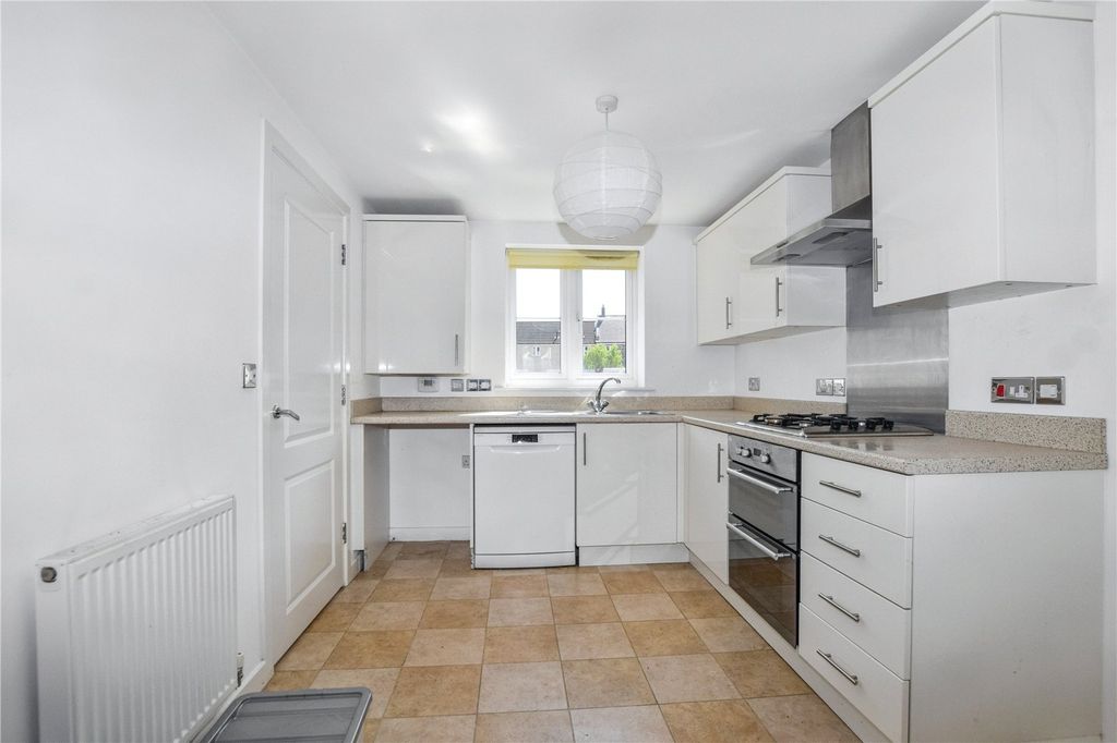 Property photo 2 of 16 Picture No. 02