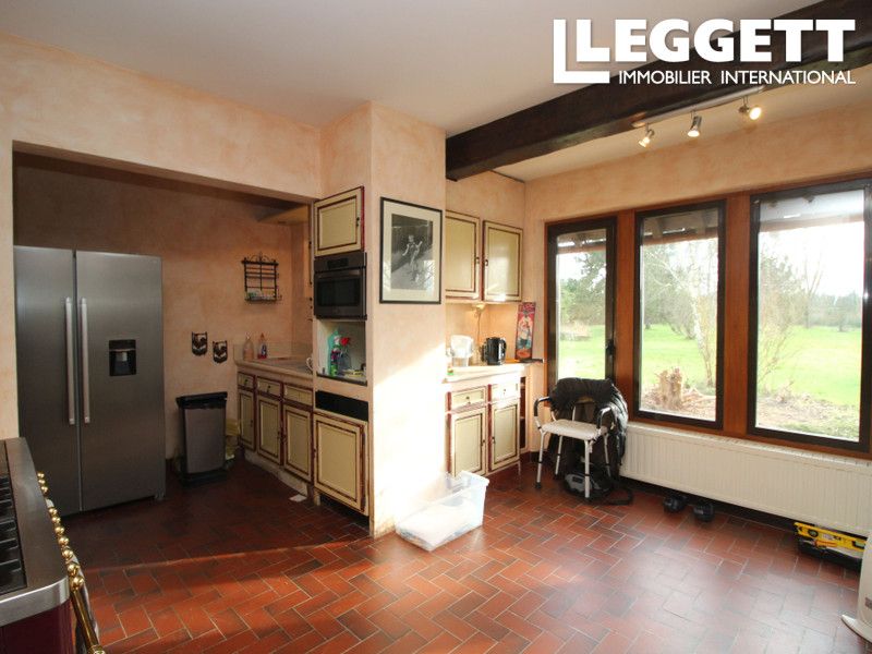 Property photo 3 of 10