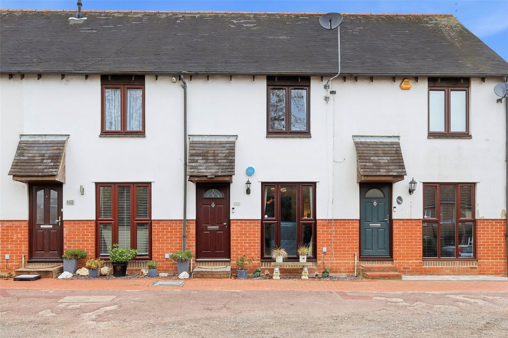 Property photo 1 of 15 Front