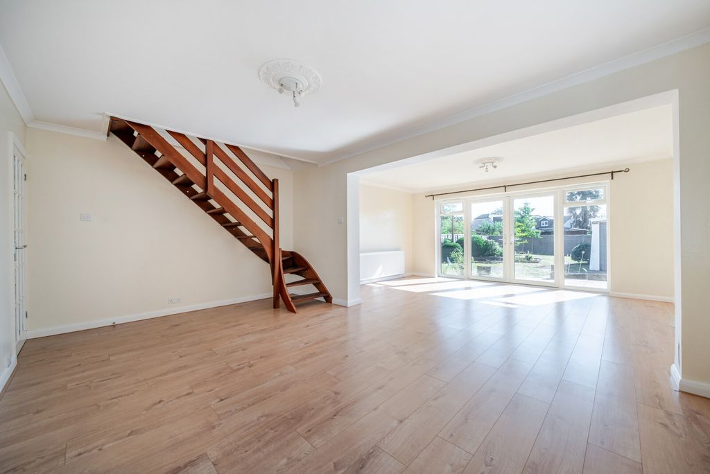 Property photo 3 of 19 1488403-16-6A4E0F...