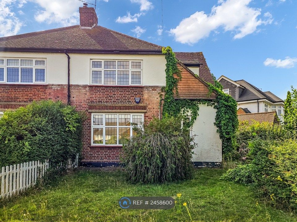 Property photo 3 of 25