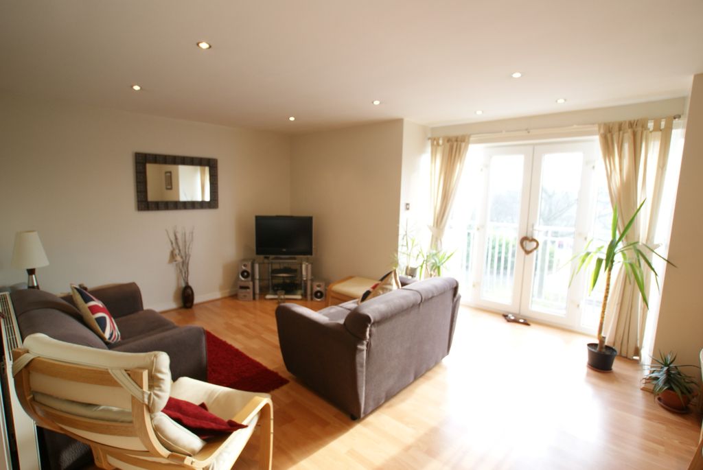 Property photo 3 of 11