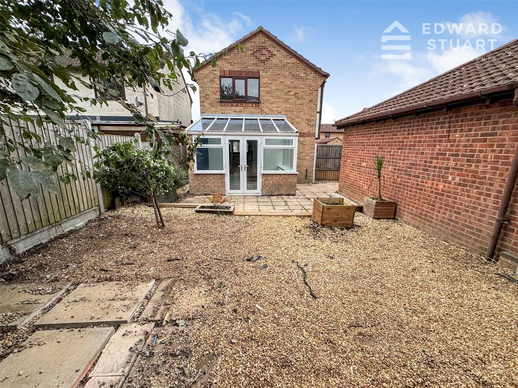 Property photo 3 of 16 Picture No. 14