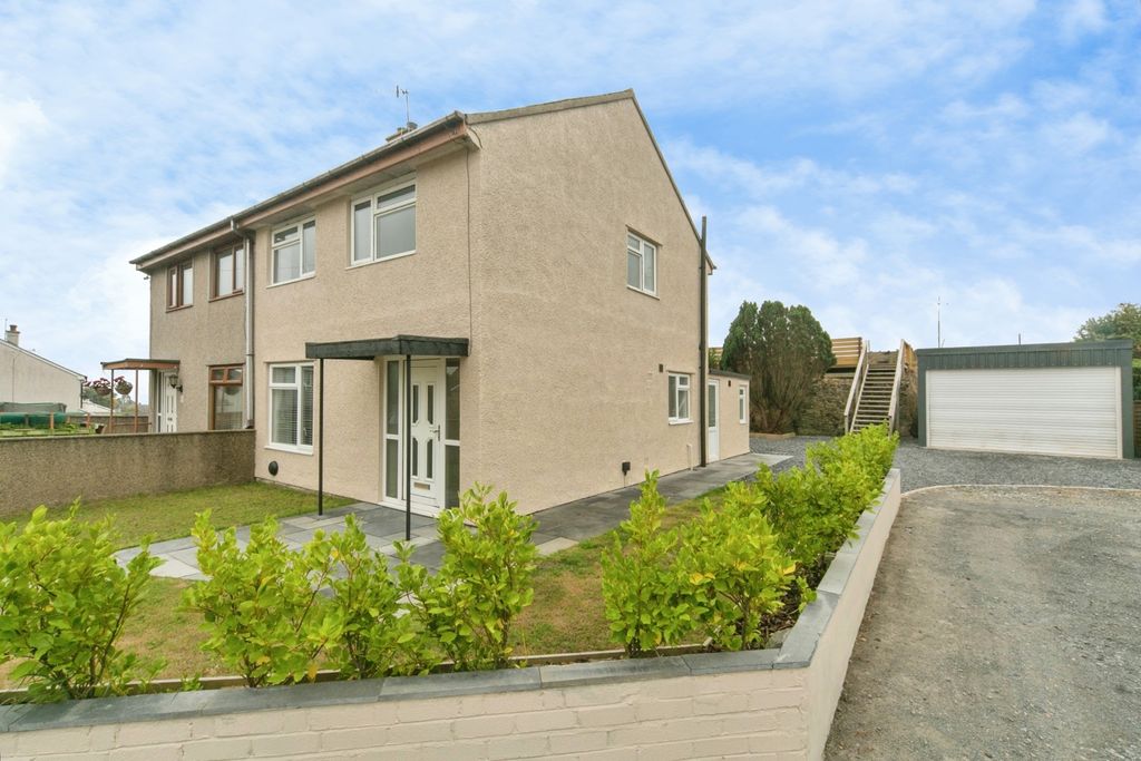 Property photo 1 of 19 Pbox-Img.Jpg