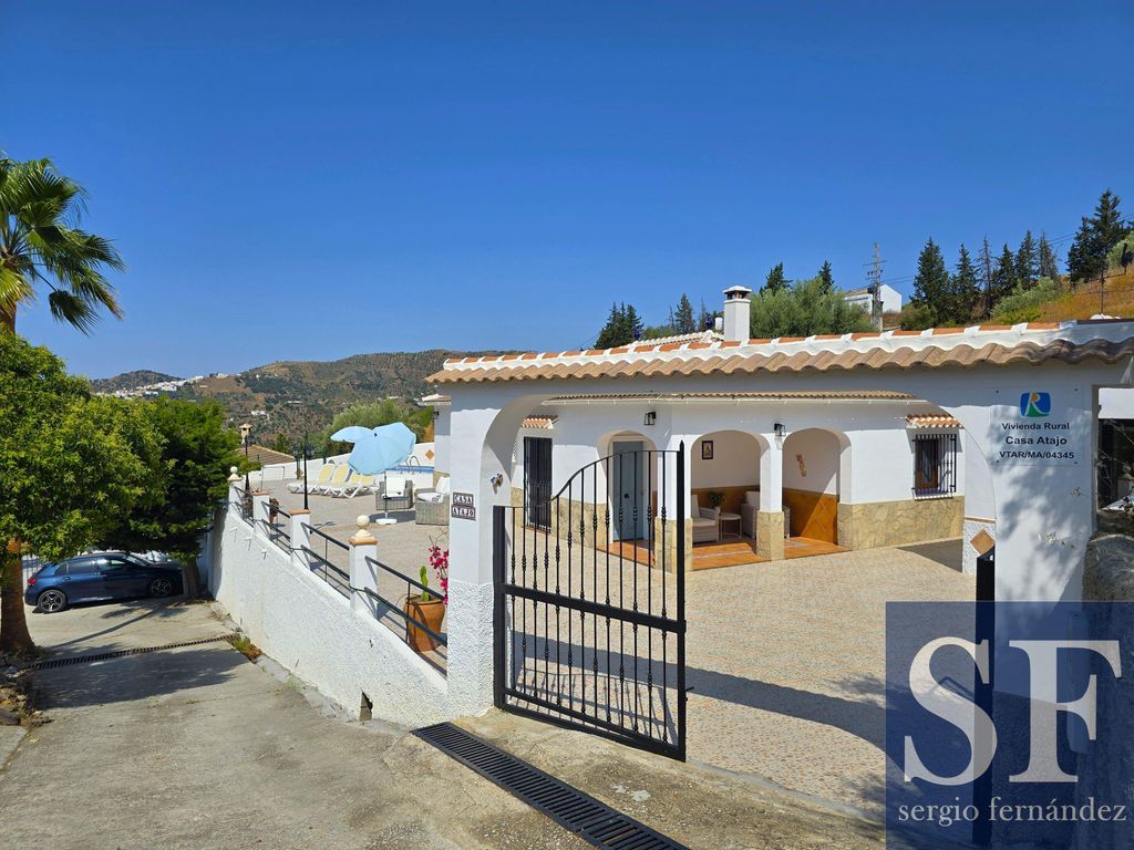 Property photo 2 of 20