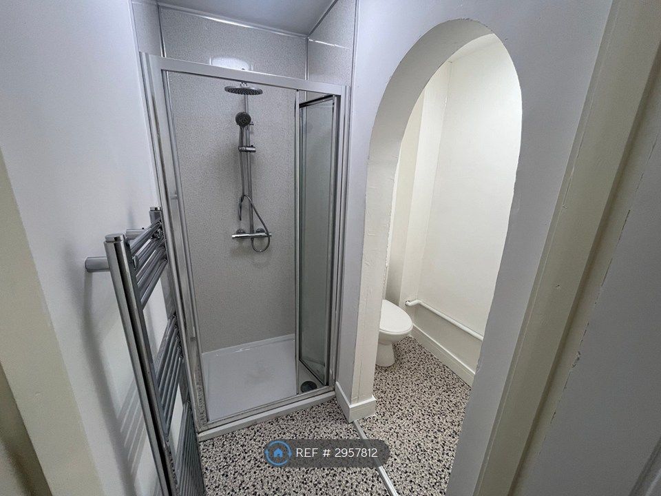 Property photo 3 of 7