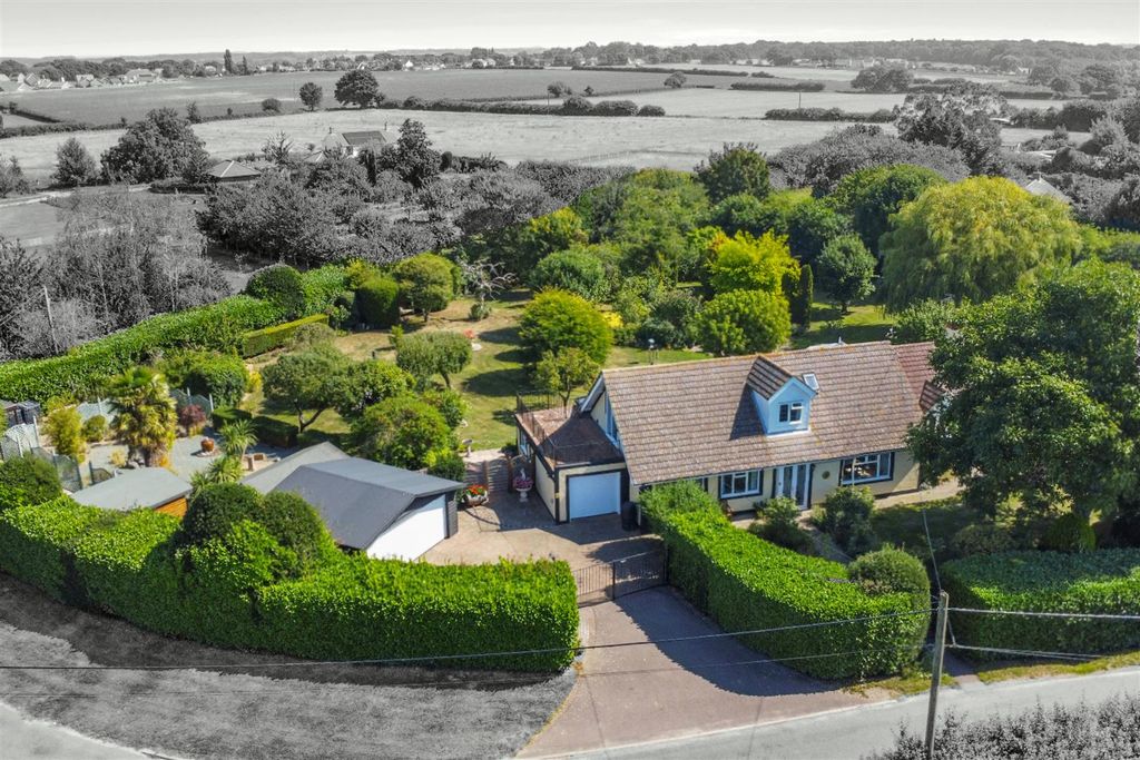 Property photo 1 of 31 Aerial