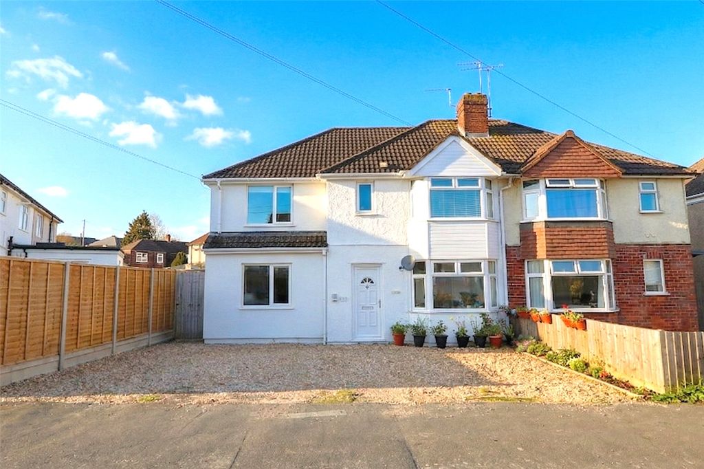 Property photo 1 of 29 Picture No. 34