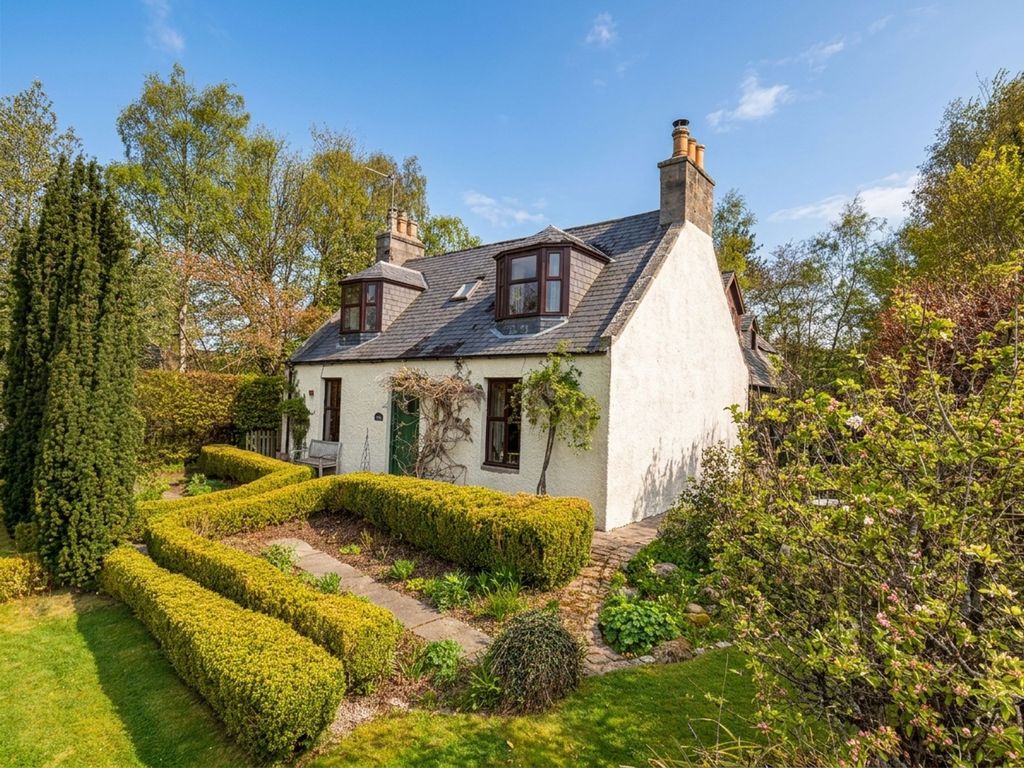Property photo 1 of 39