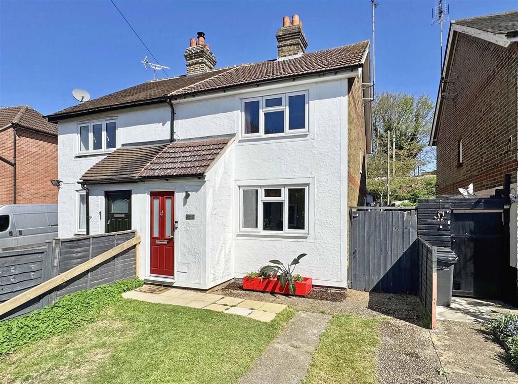 Property photo 1 of 16 Front.Jpg