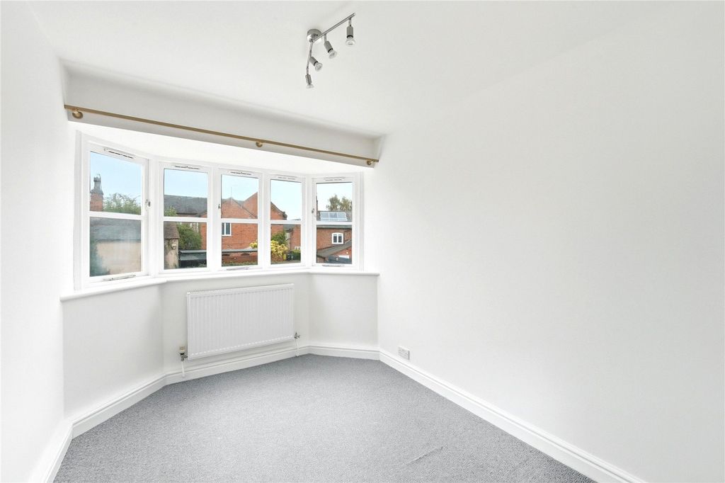 Property photo 3 of 15 Picture No. 02