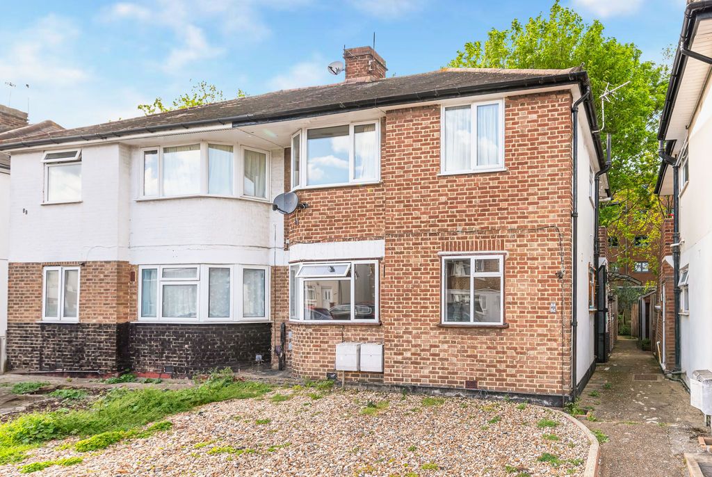 Property photo 1 of 17 Photo 24