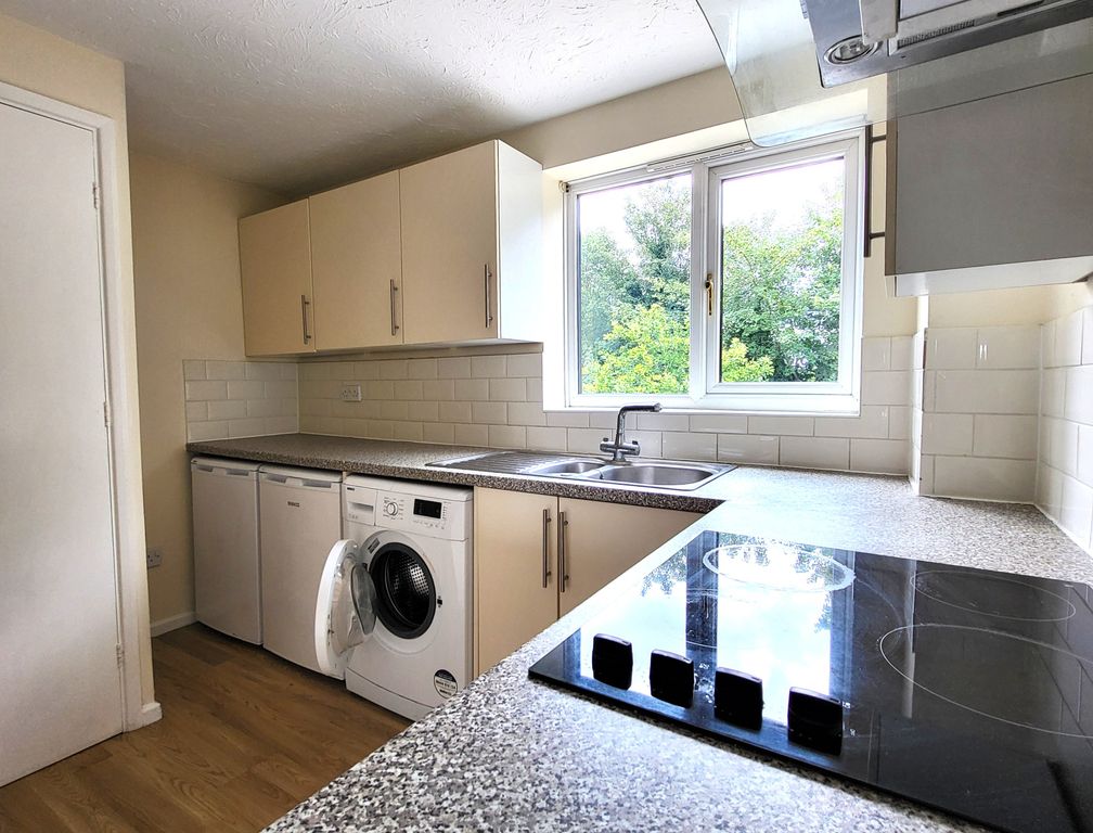 Property photo 2 of 8