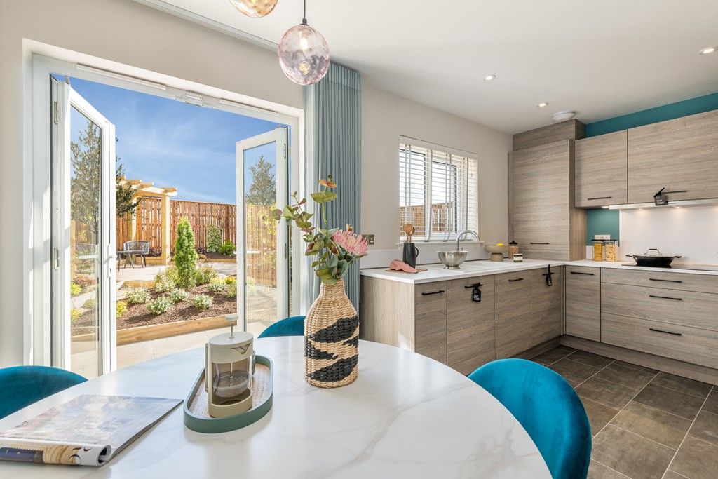 Property photo 1 of 16 West Craigs