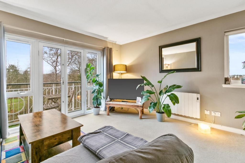 Property photo 2 of 26