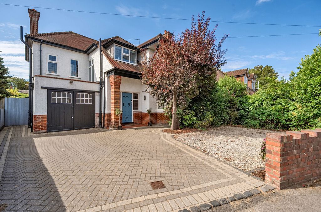 Property photo 1 of 43 1495571-55-6A5Dff...