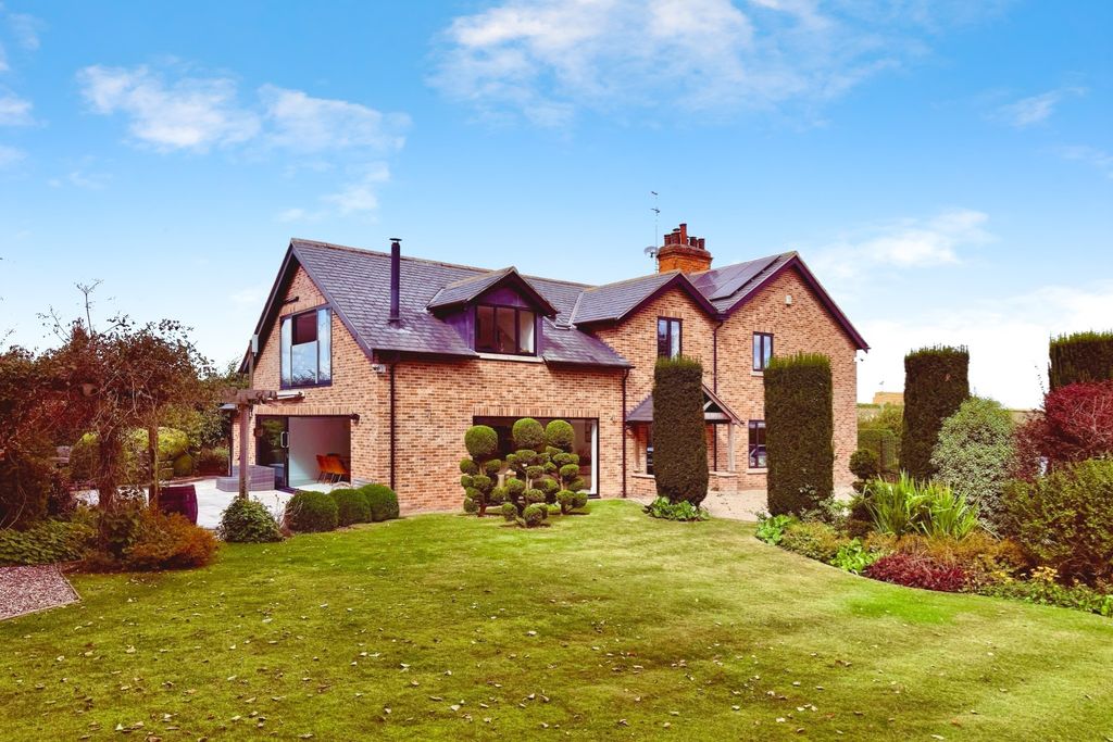 Property photo 1 of 24 4466542