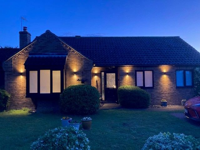 Property photo 1 of 18