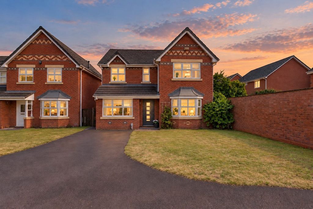 Property photo 1 of 33
