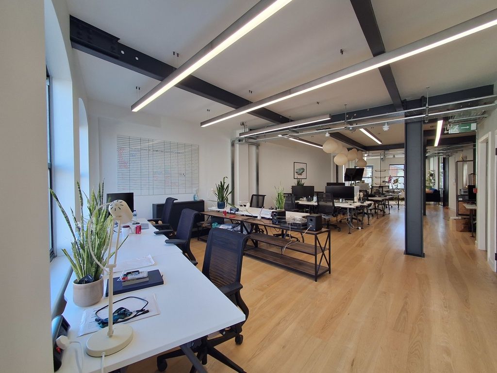 Property photo 3 of 6 Photo 16