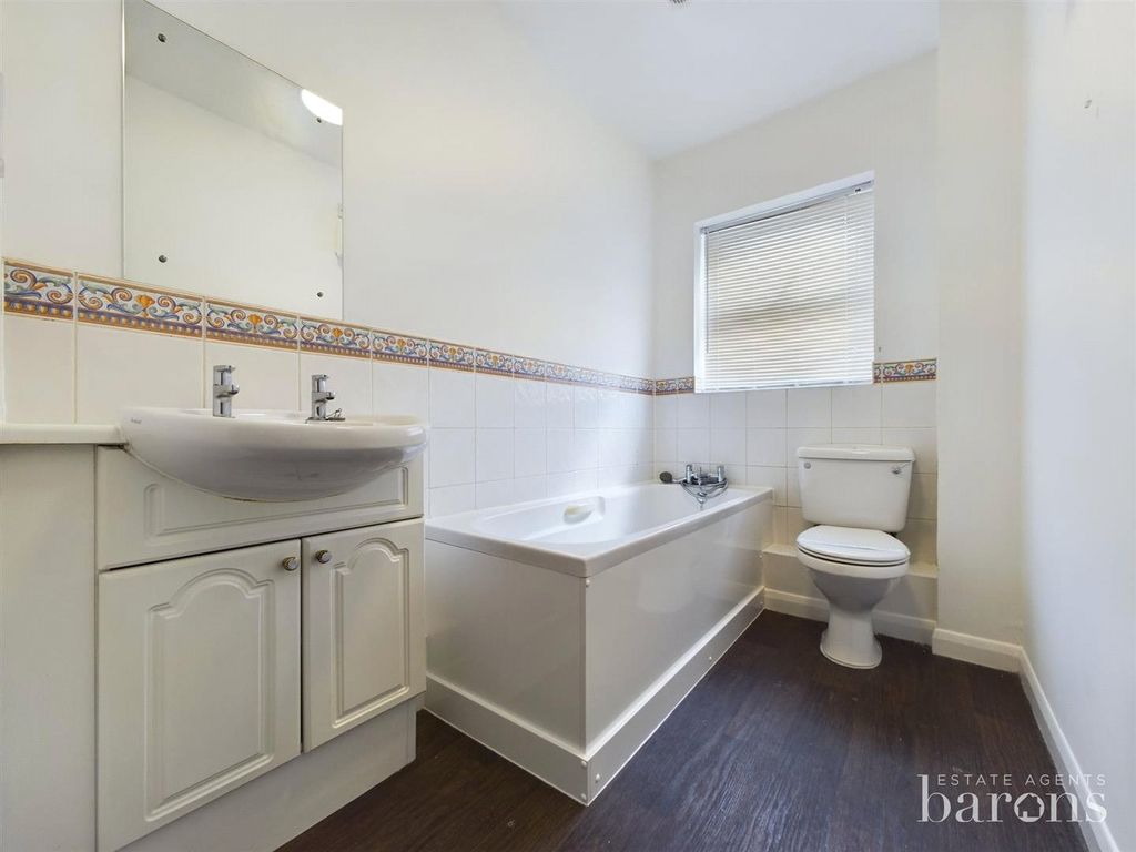 Property photo 2 of 11 Picture No. 02