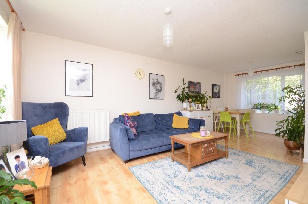 Property photo 3 of 21