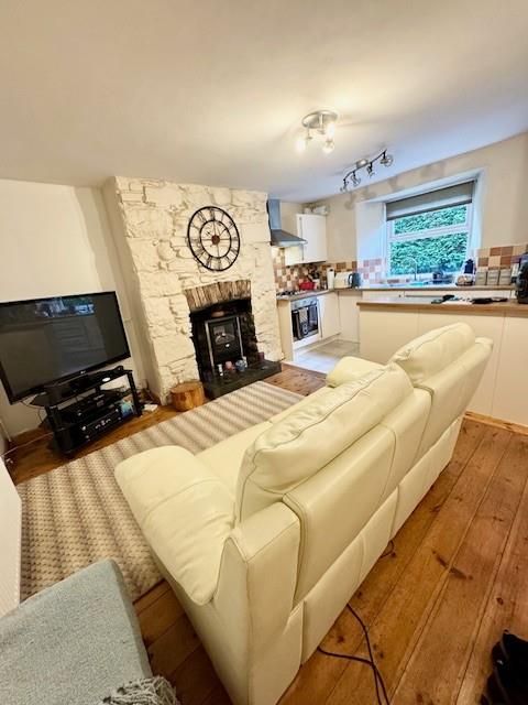 Property photo 3 of 9 3.Jpg