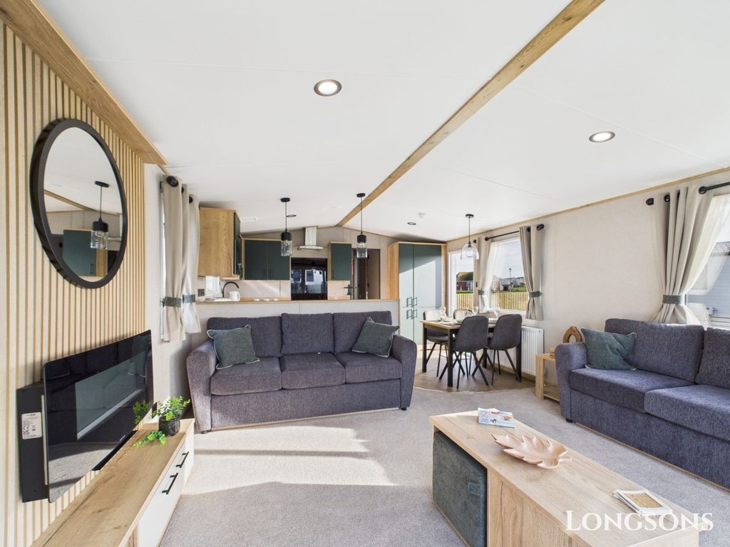 Property photo 3 of 25 Cam02173G0 Pr0278 Still048