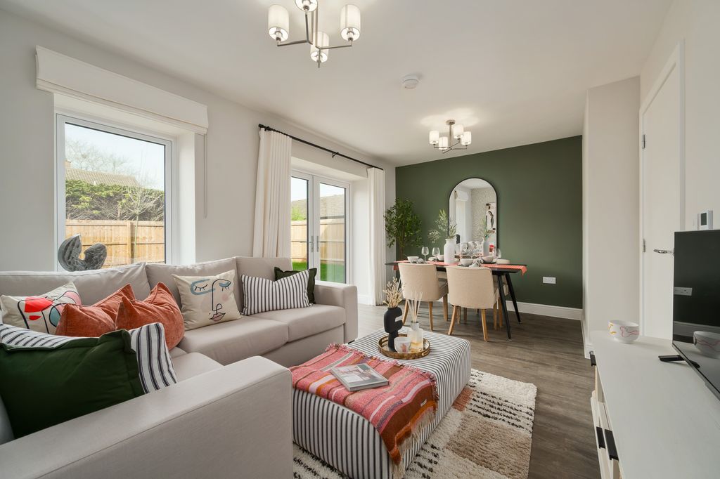 Property photo 2 of 21 Images