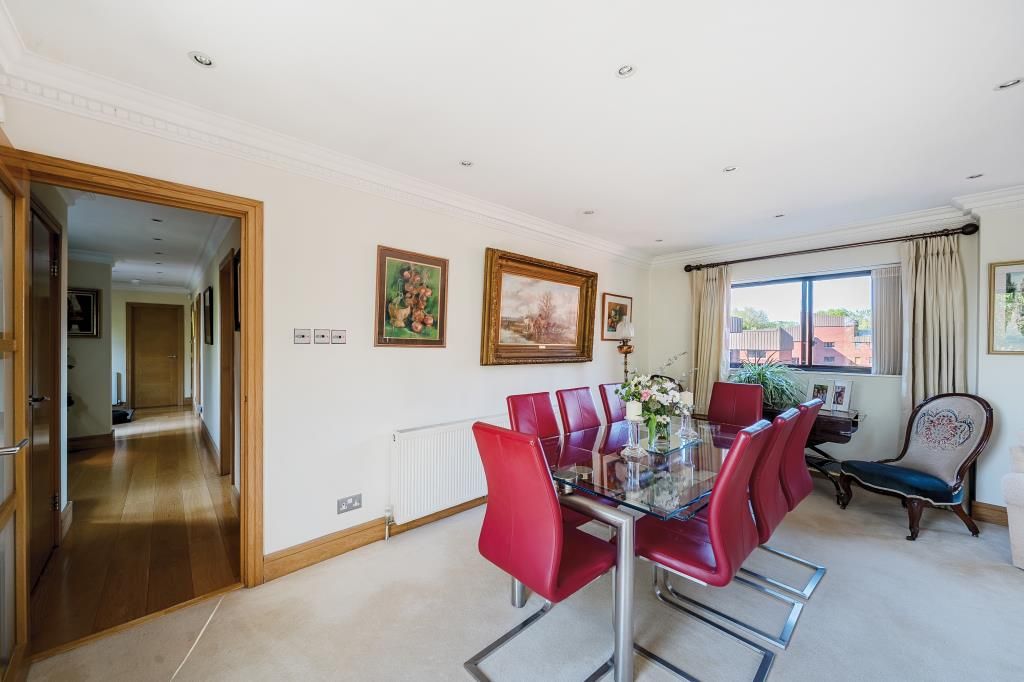 Property photo 2 of 19 Dining Area