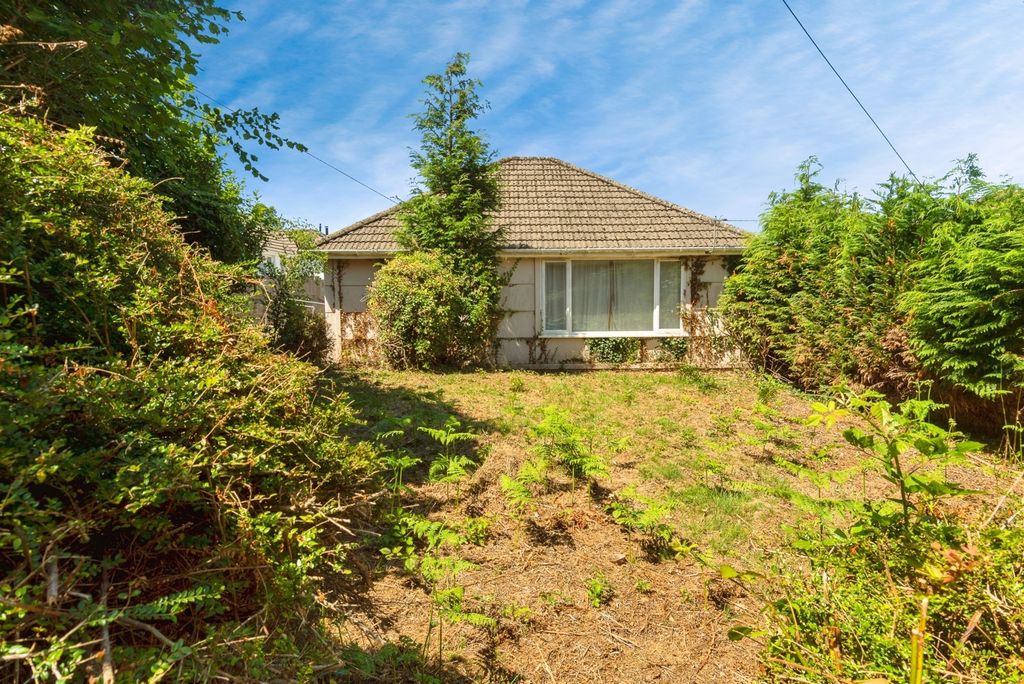 Property photo 2 of 15 Photo