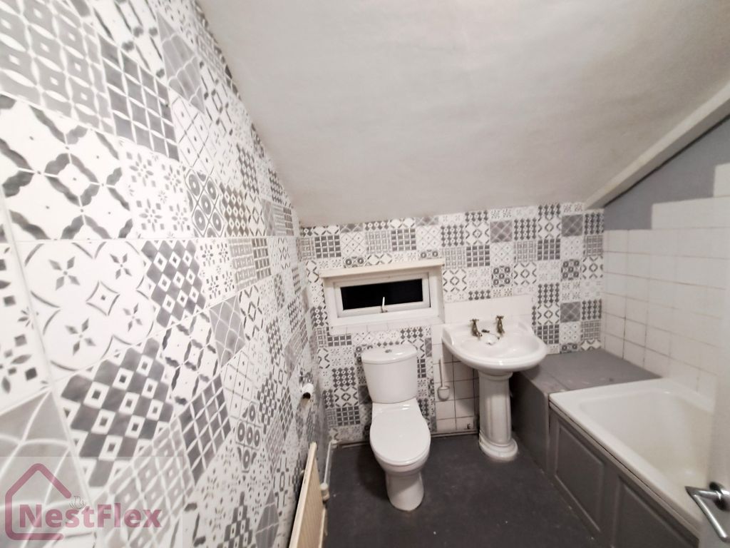 Property photo 3 of 17 20251205_162247