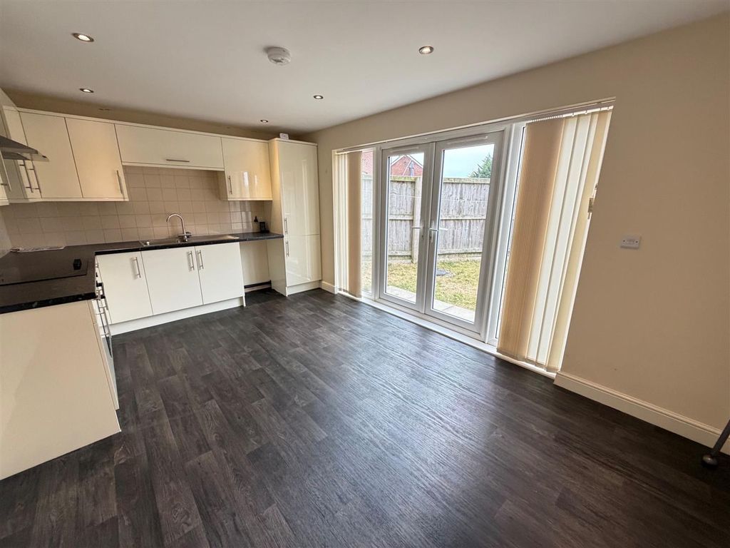 Property photo 2 of 9 3.Jpg