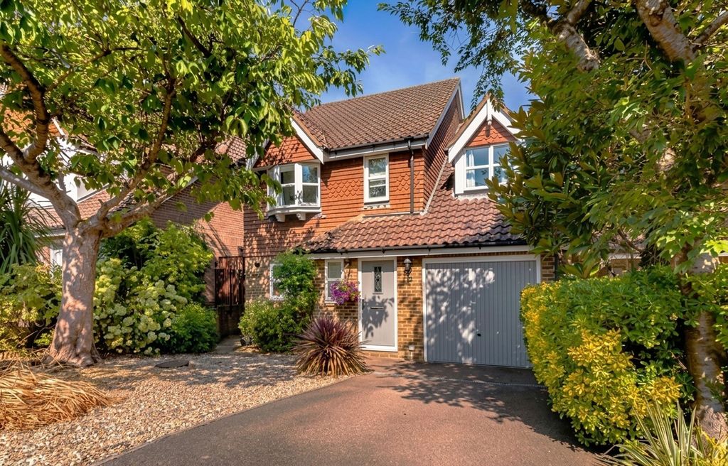Property photo 1 of 35