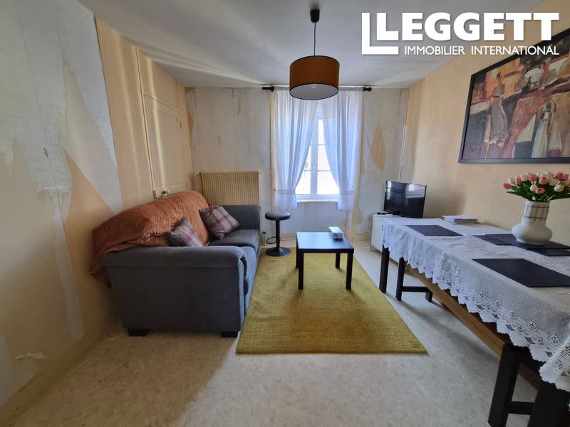 Property photo 3 of 10