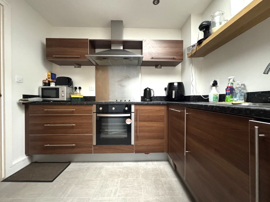 Property photo 2 of 11 Picture No. 03