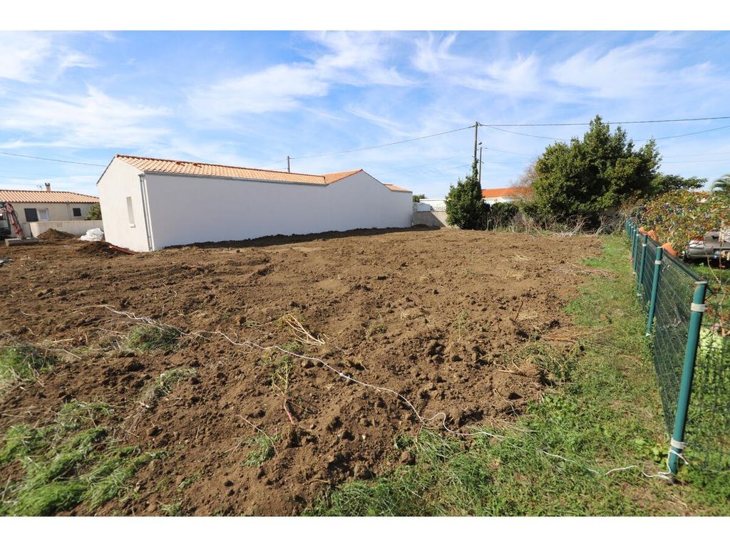 Property photo 2 of 5