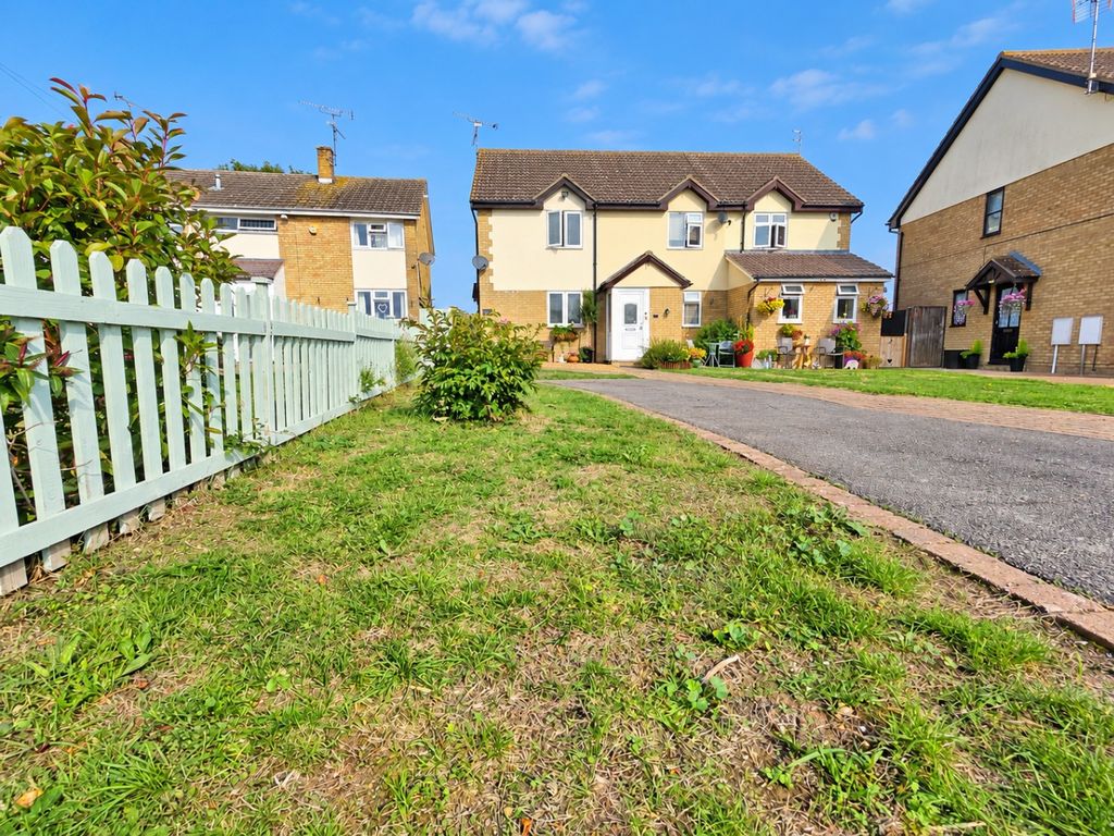 Property photo 1 of 18 5563280