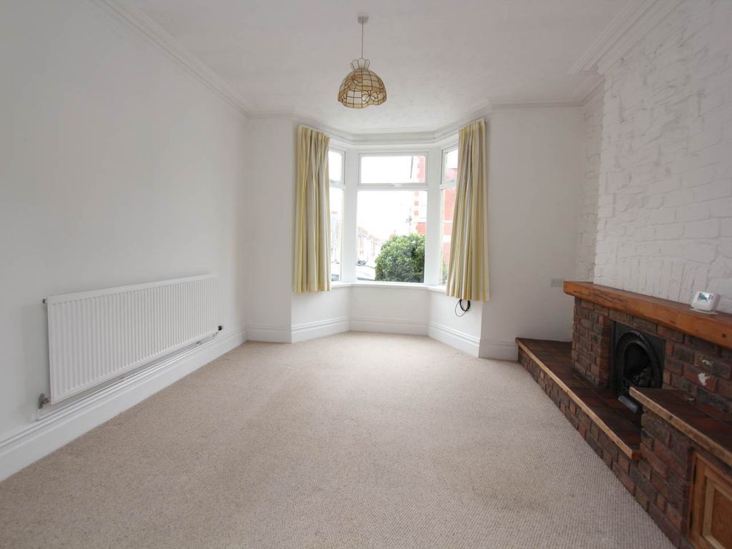 Additional image 4 of 3 bed property to rentWoodlands Road, Barry, Vale Of Glamorgan CF62